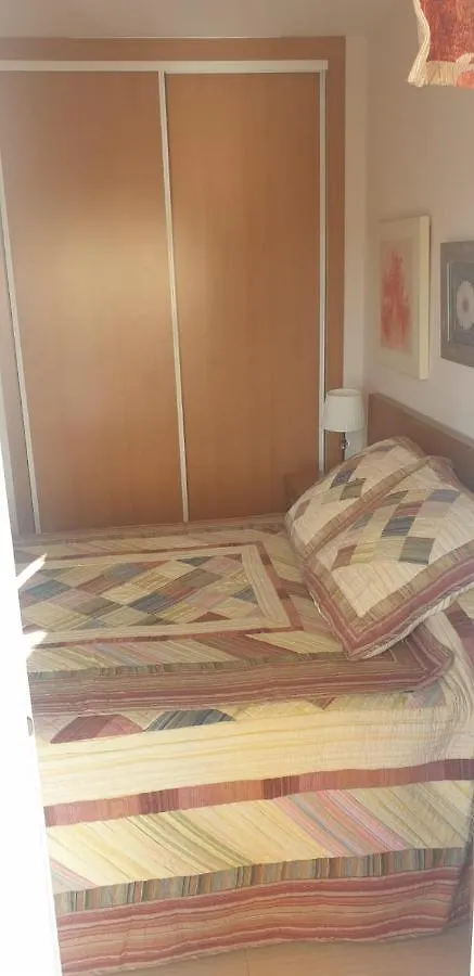 Bonito y acogedor apartamento en Urbanizacion residencial España
